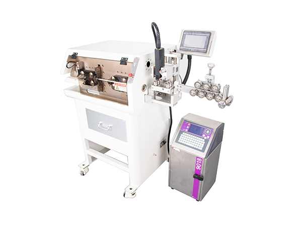 大(dà)平方電腦剝線機HW-8030YJ 帶噴碼 大平方電(diàn)腦剝線(xiàn)機HW-8030YJ 帶噴碼